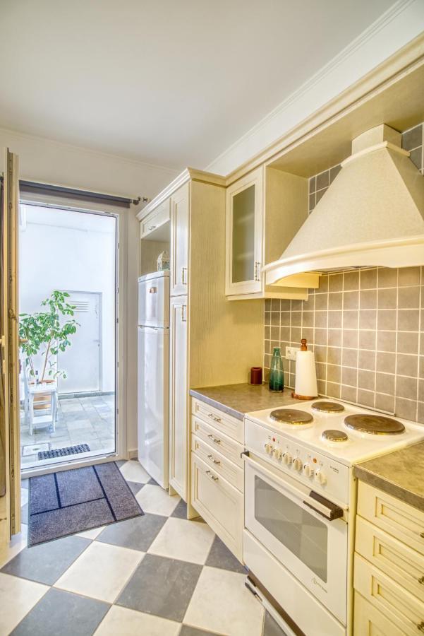 Stylish, Cozy 2-Bdr Flat In Andros Town By Explore Andros Εξωτερικό φωτογραφία