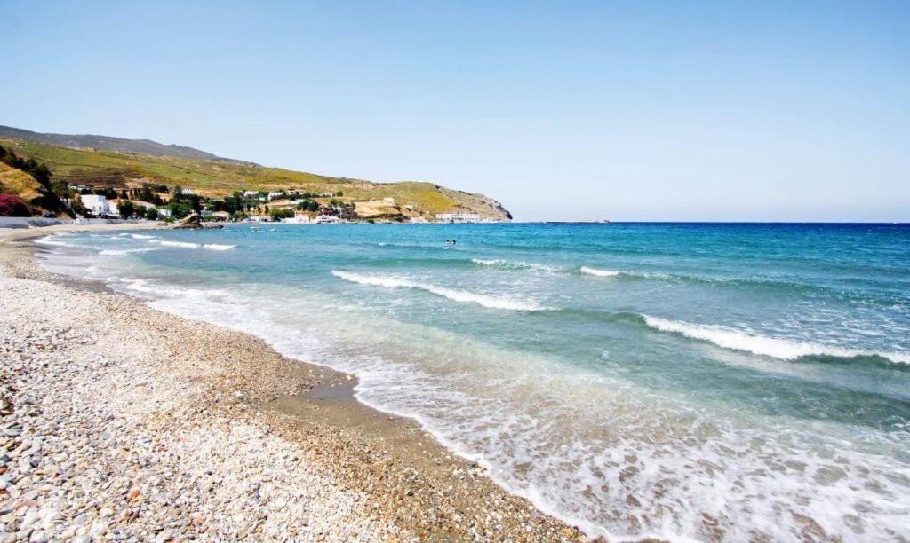 Stylish, Cozy 2-Bdr Flat In Andros Town By Explore Andros Εξωτερικό φωτογραφία